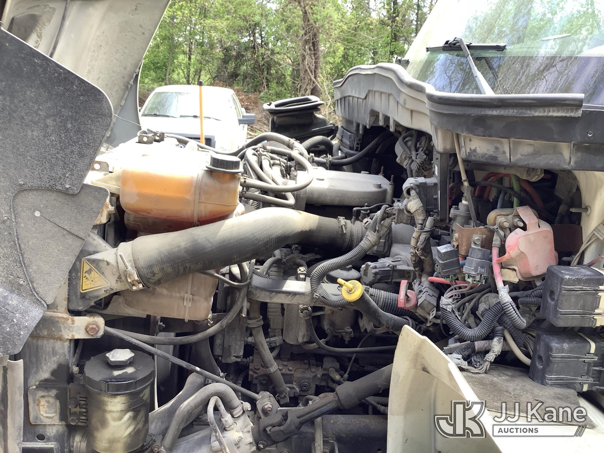 (Harmans, MD) 2013 International 4400 Crew Cab Van Body/Air Compressor Truck Runs & Moves