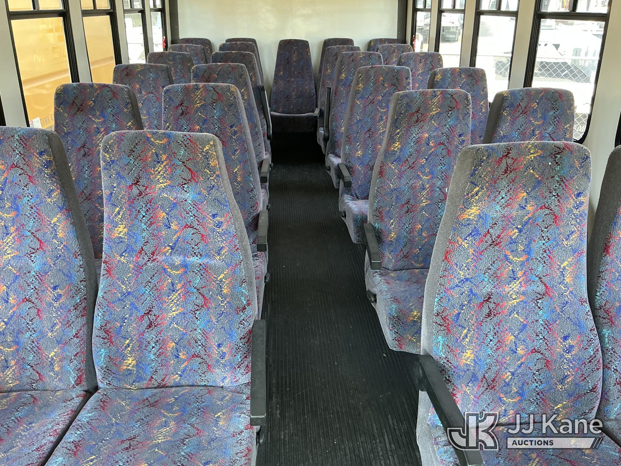 (Plains, PA) 2004 International 3200 Cutaway Passenger Bus Not Running, Must Tow, Animal Waste Smell