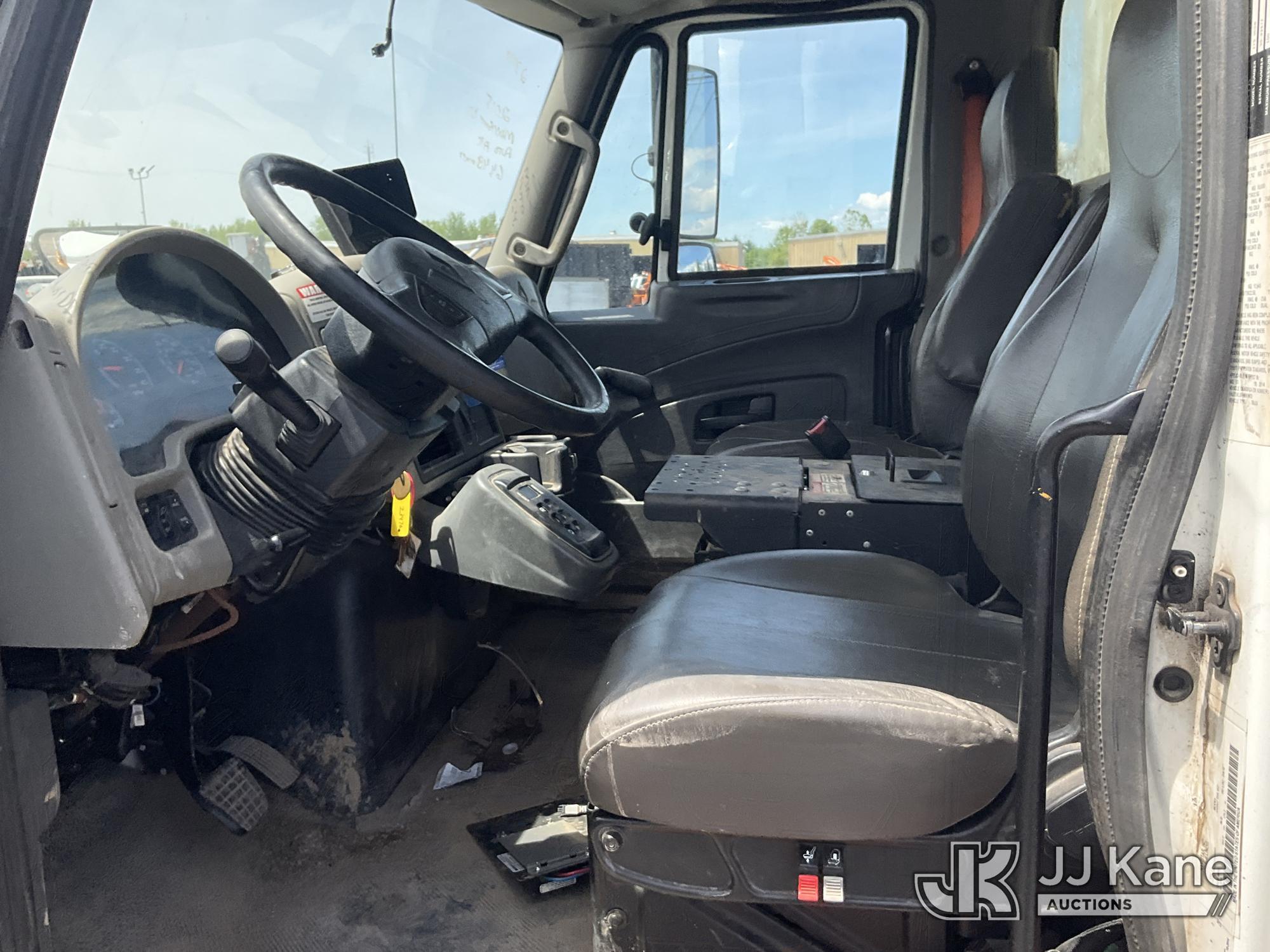 (Rome, NY) 2015 International 4300 Enclosed Utility/Air Compressor Truck Runs & Moves, Check Engine