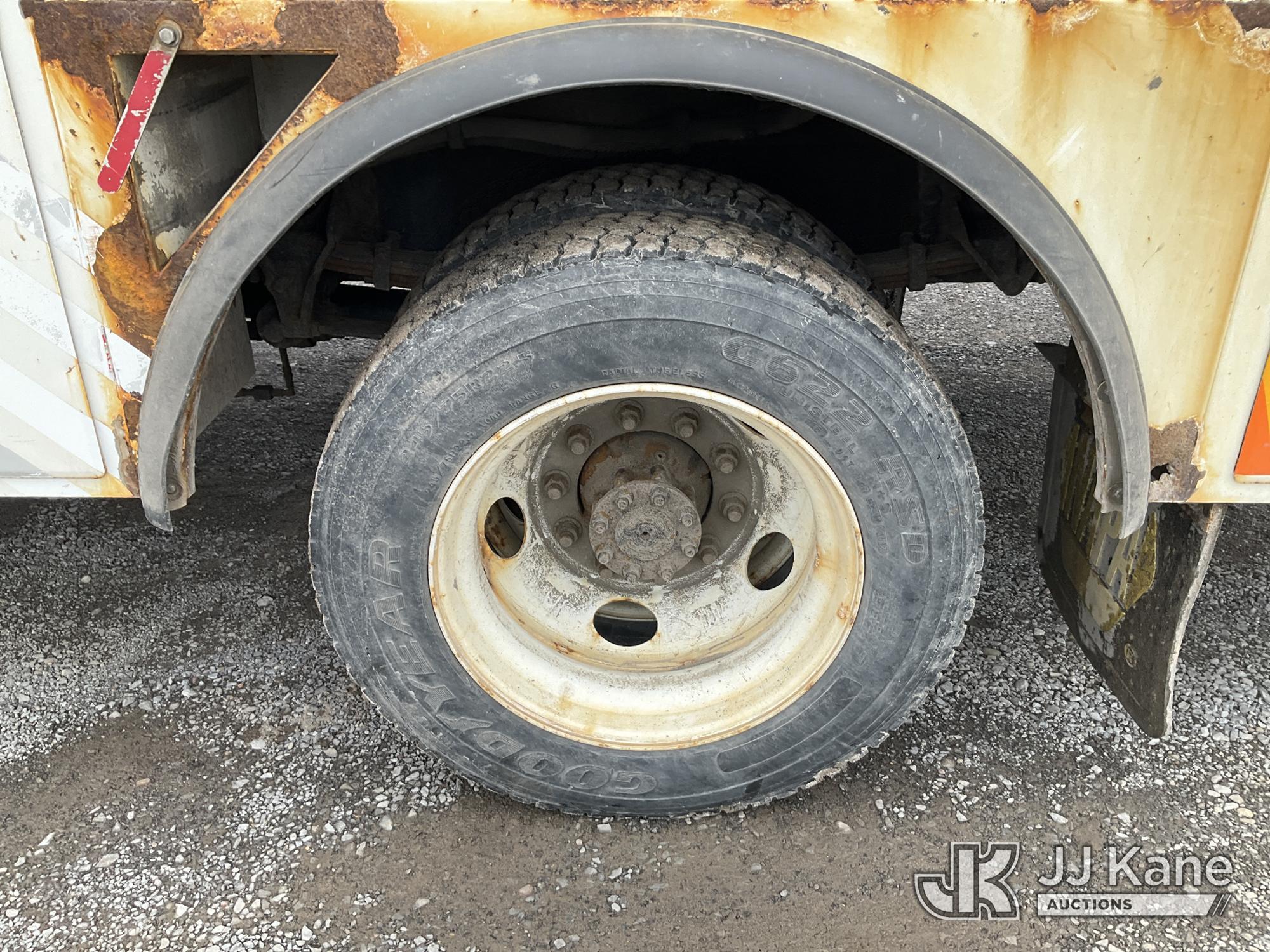 (Rome, NY) 2015 International 4300 Enclosed Utility/Air Compressor Truck Runs & Moves, Check Engine