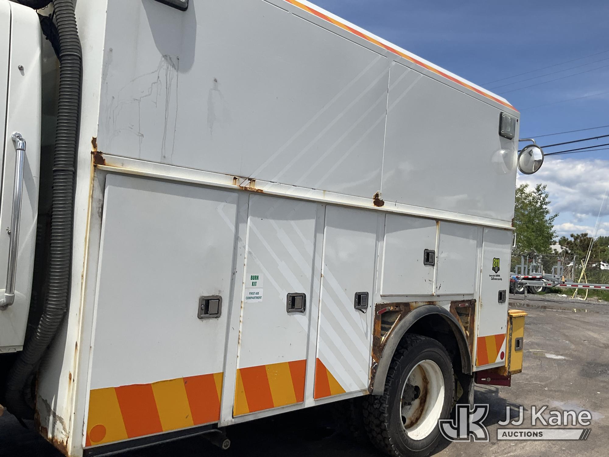 (Rome, NY) 2015 International 4300 Enclosed Utility/Air Compressor Truck Runs & Moves, Check Engine