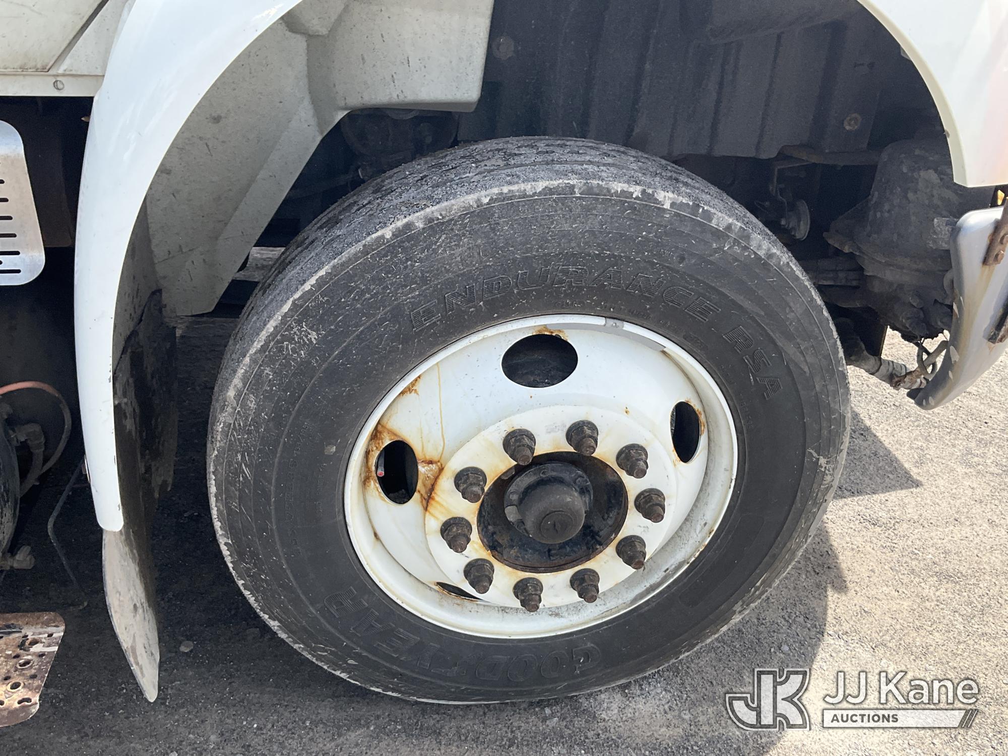 (Rome, NY) 2015 International 4300 Enclosed Utility/Air Compressor Truck Runs & Moves, Check Engine