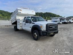 (Smock, PA) 2015 Ford F550 4x4 Chipper Dump Truck Runs, Moves & Operates, Check Engine Light On, Jum