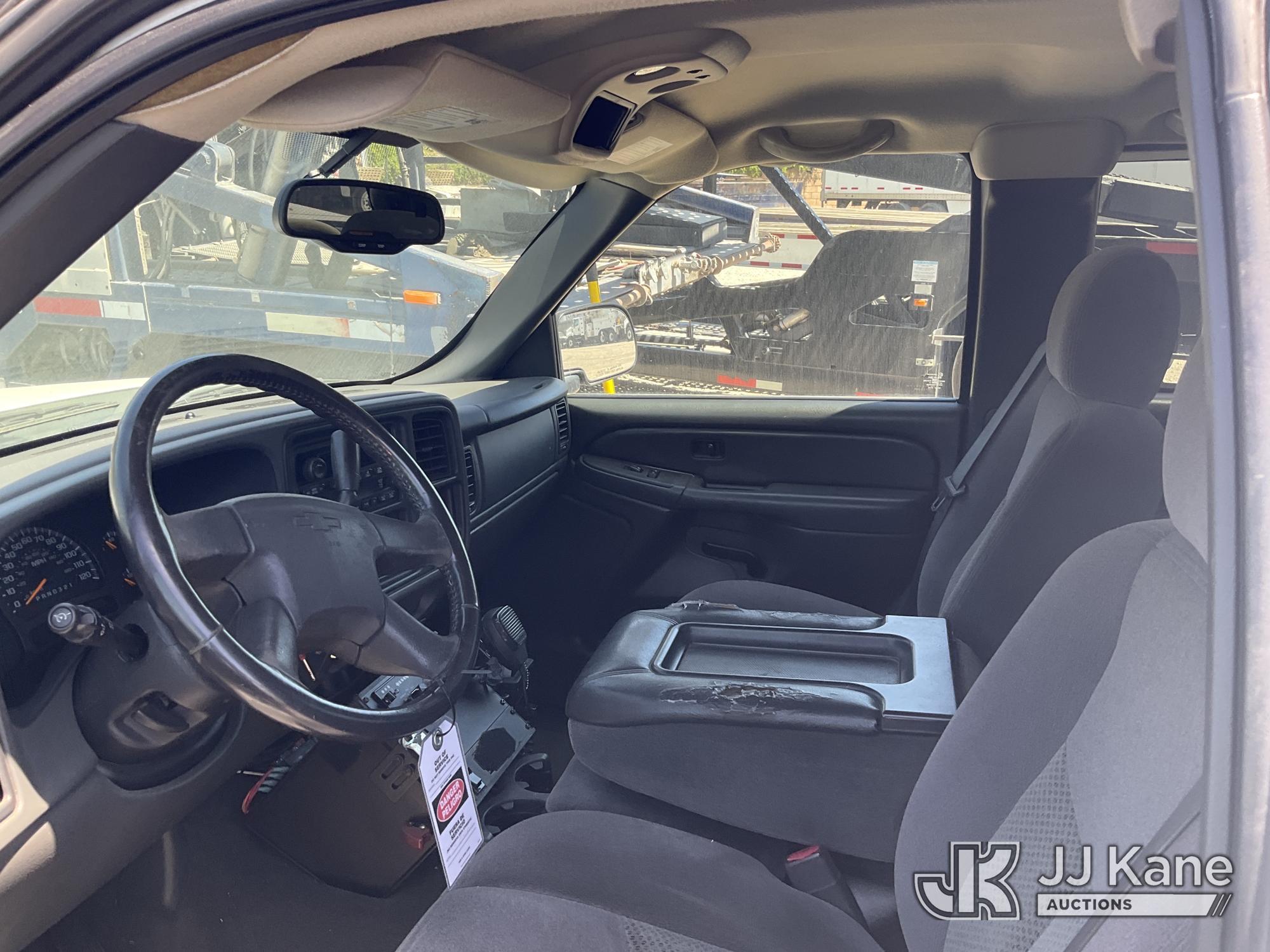 (Jurupa Valley, CA) 2006 Chevrolet Silverado 1500 Pickup Truck Not Running, No Key, Conditions Unkno