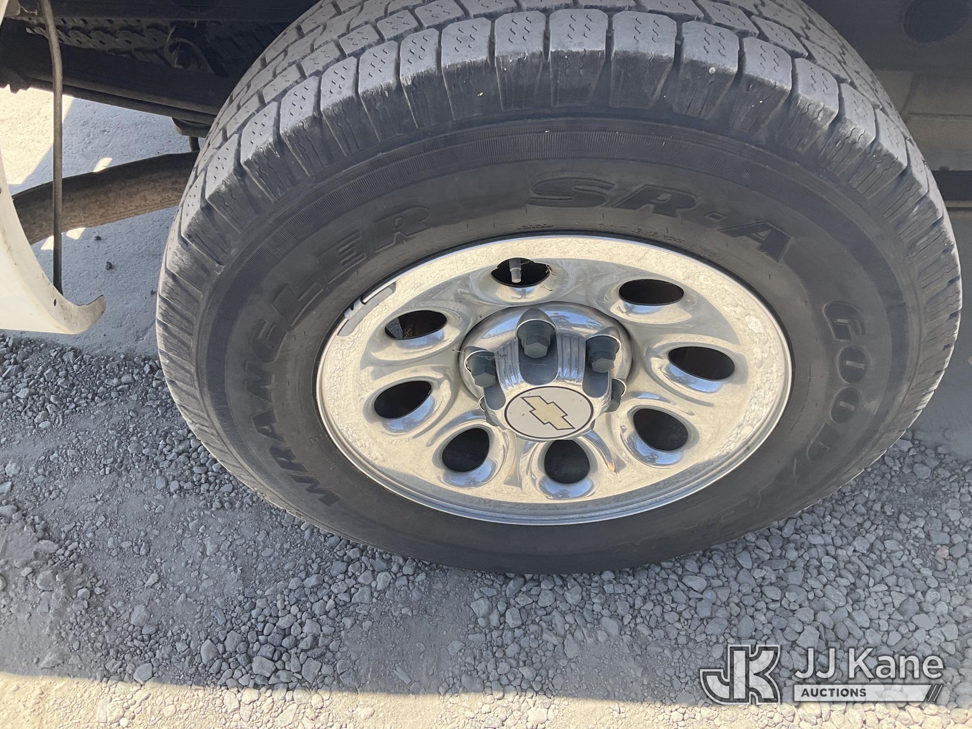 (Jurupa Valley, CA) 2006 Chevrolet Silverado 1500 Pickup Truck Not Running, No Key, Conditions Unkno
