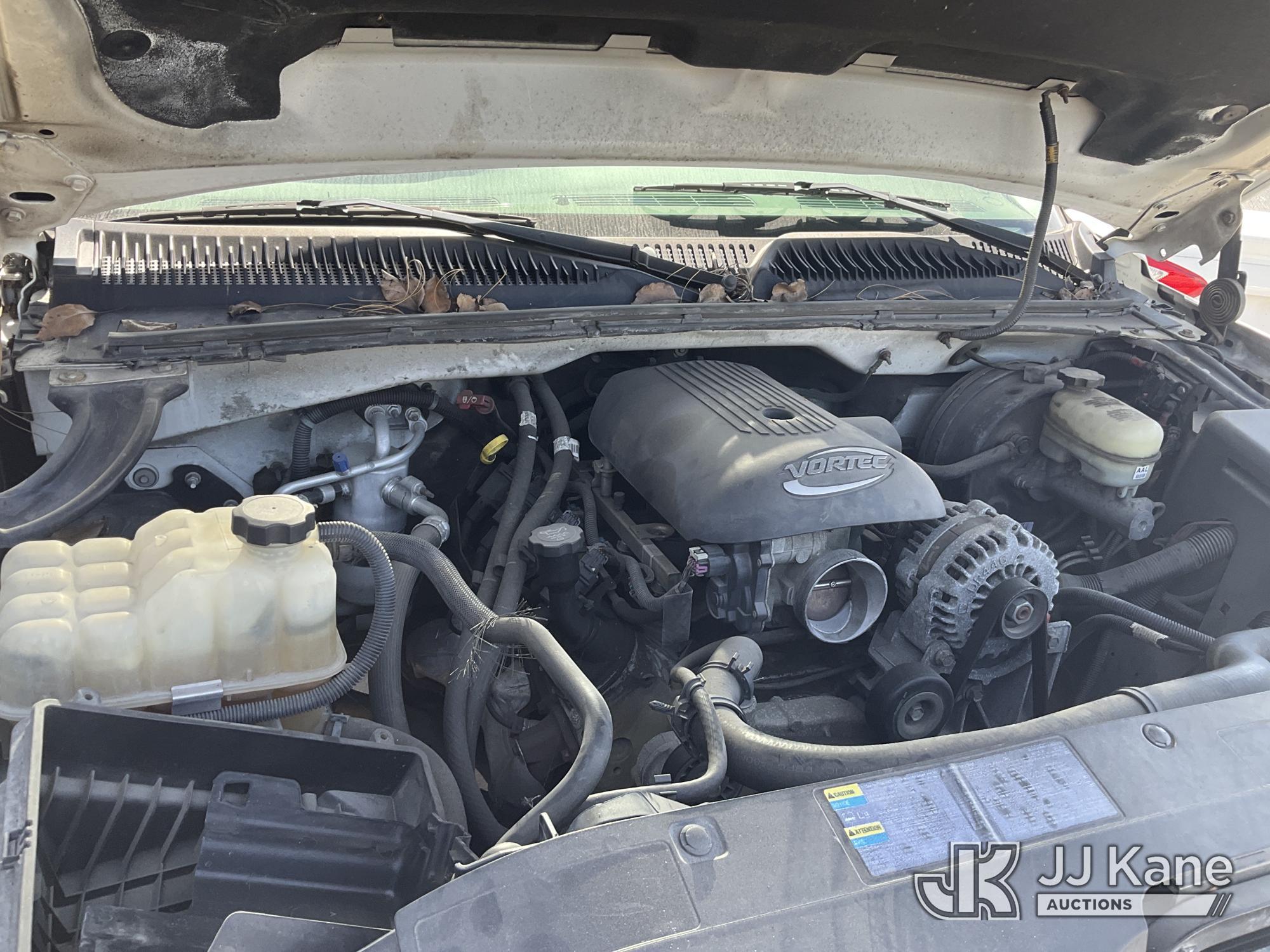 (Jurupa Valley, CA) 2006 Chevrolet Silverado 1500 Pickup Truck Not Running, No Key, Conditions Unkno