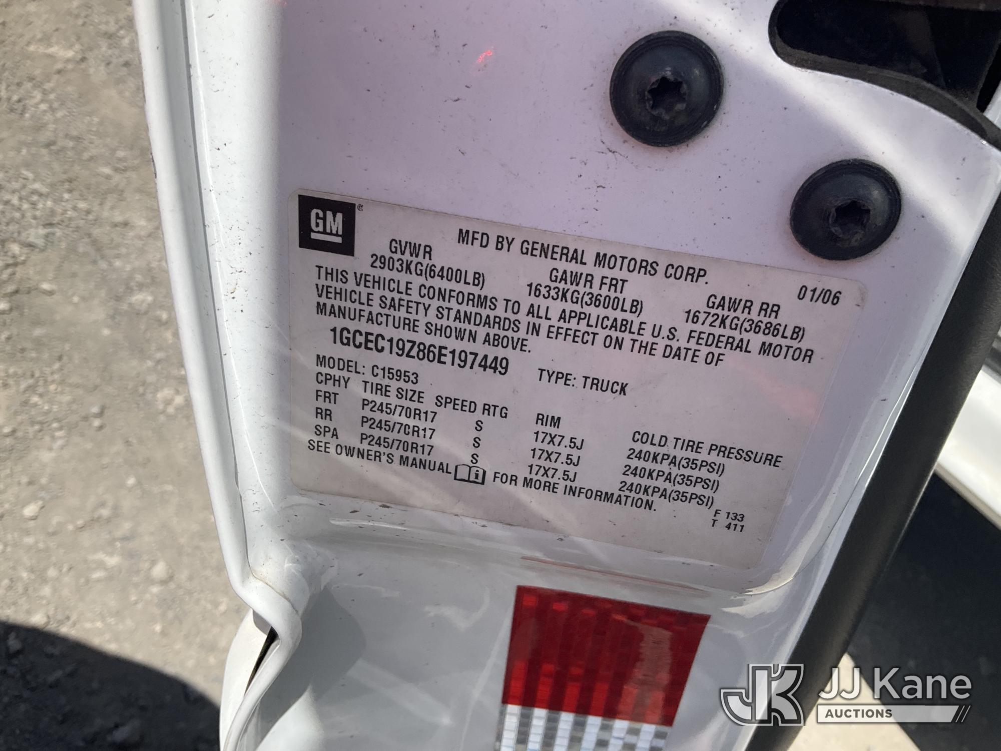 (Jurupa Valley, CA) 2006 Chevrolet Silverado 1500 Pickup Truck Not Running, No Key, Conditions Unkno
