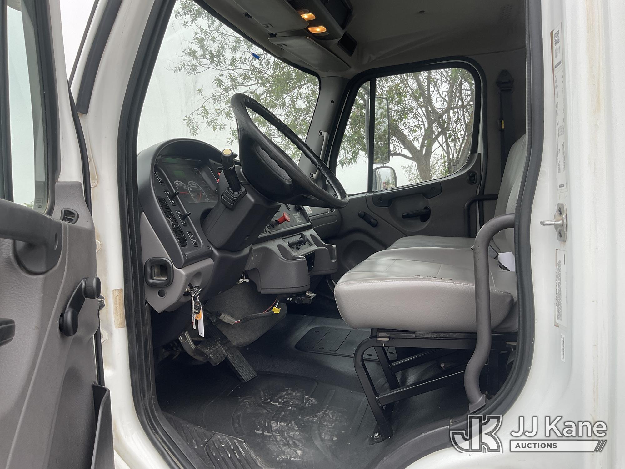 (Jurupa Valley, CA) Altec DM47B-TR, Digger Derrick rear mounted on 2017 Freightliner M2 106 4x4 Serv