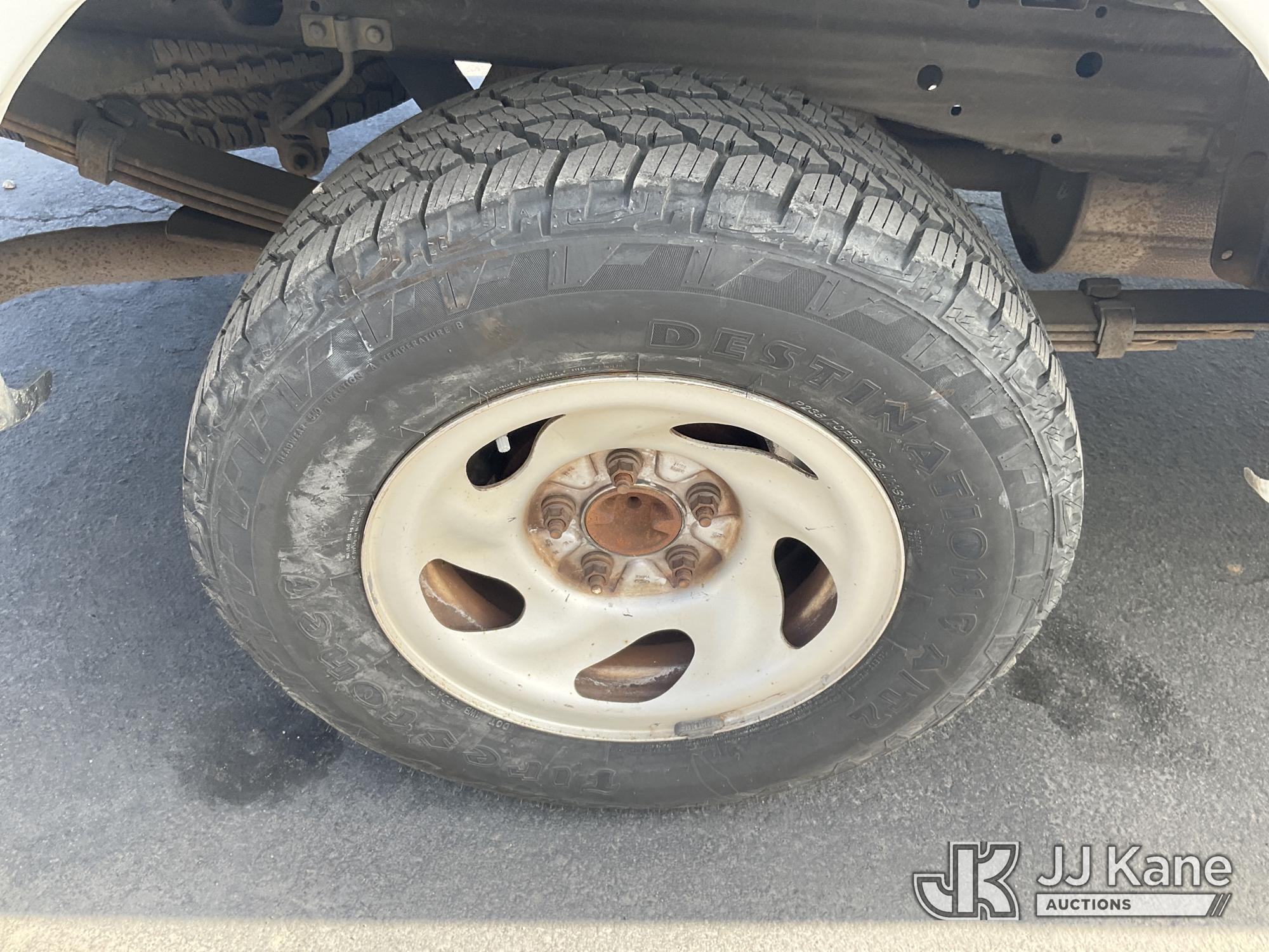(Jurupa Valley, CA) 2003 Ford F-150 Extended-Cab Pickup Truck Runs & Moves) (Engine Light On