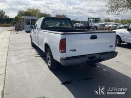 (Jurupa Valley, CA) 2003 Ford F-150 Extended-Cab Pickup Truck Runs & Moves) (Engine Light On