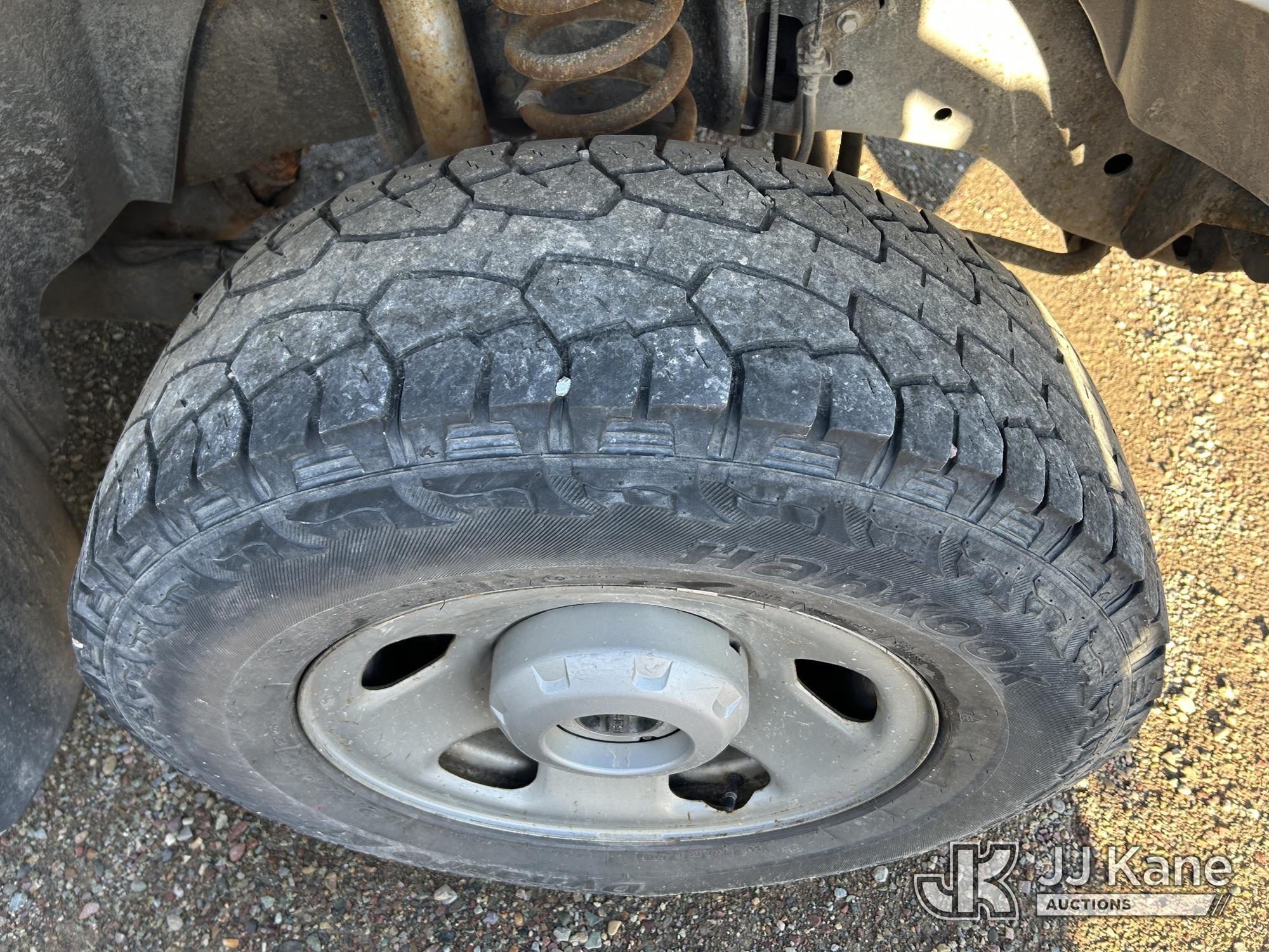 (Kalispell, MT) 2009 Ford F350 4x4 Enclosed Service Truck Runs & Moves) (Jump To Start, Driver Door