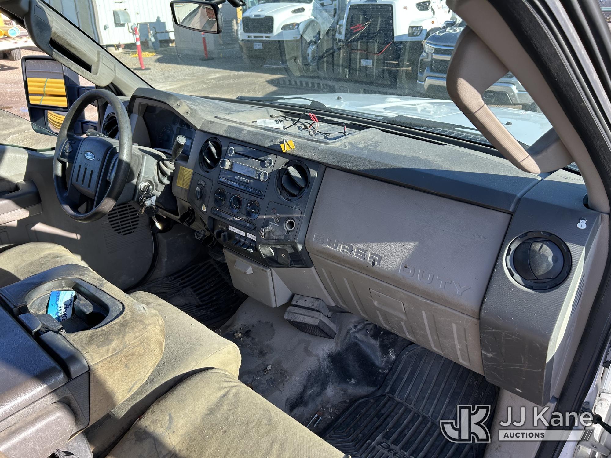 (Kalispell, MT) 2009 Ford F350 4x4 Enclosed Service Truck Runs & Moves) (Jump To Start, Driver Door