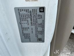 (Tampa, FL) 2011 Chevrolet Express G2500 Cargo Van Runs & Moves) (Jump To Start, Body/Paint Damage)