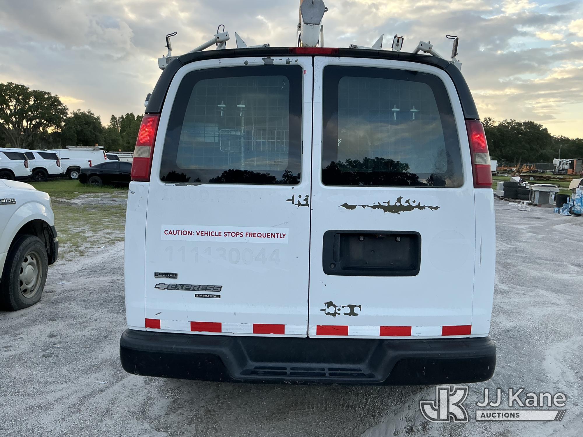 (Tampa, FL) 2011 Chevrolet Express G2500 Cargo Van Runs & Moves) (Jump To Start, Body/Paint Damage)