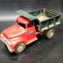 Tonka 1957 Hydraulic Dump Truck Red and Green