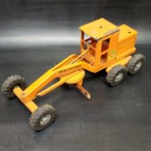 1956 Tonka State Hi-Way Dept 957 Road Grader