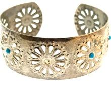 Whte Metal and Turquoise Bead Cuff Bracelet - 65x26mm - 0.7 oz