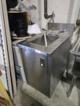 Stainless Steel 18" x 30" Sink Cabinet w/ Backsplash