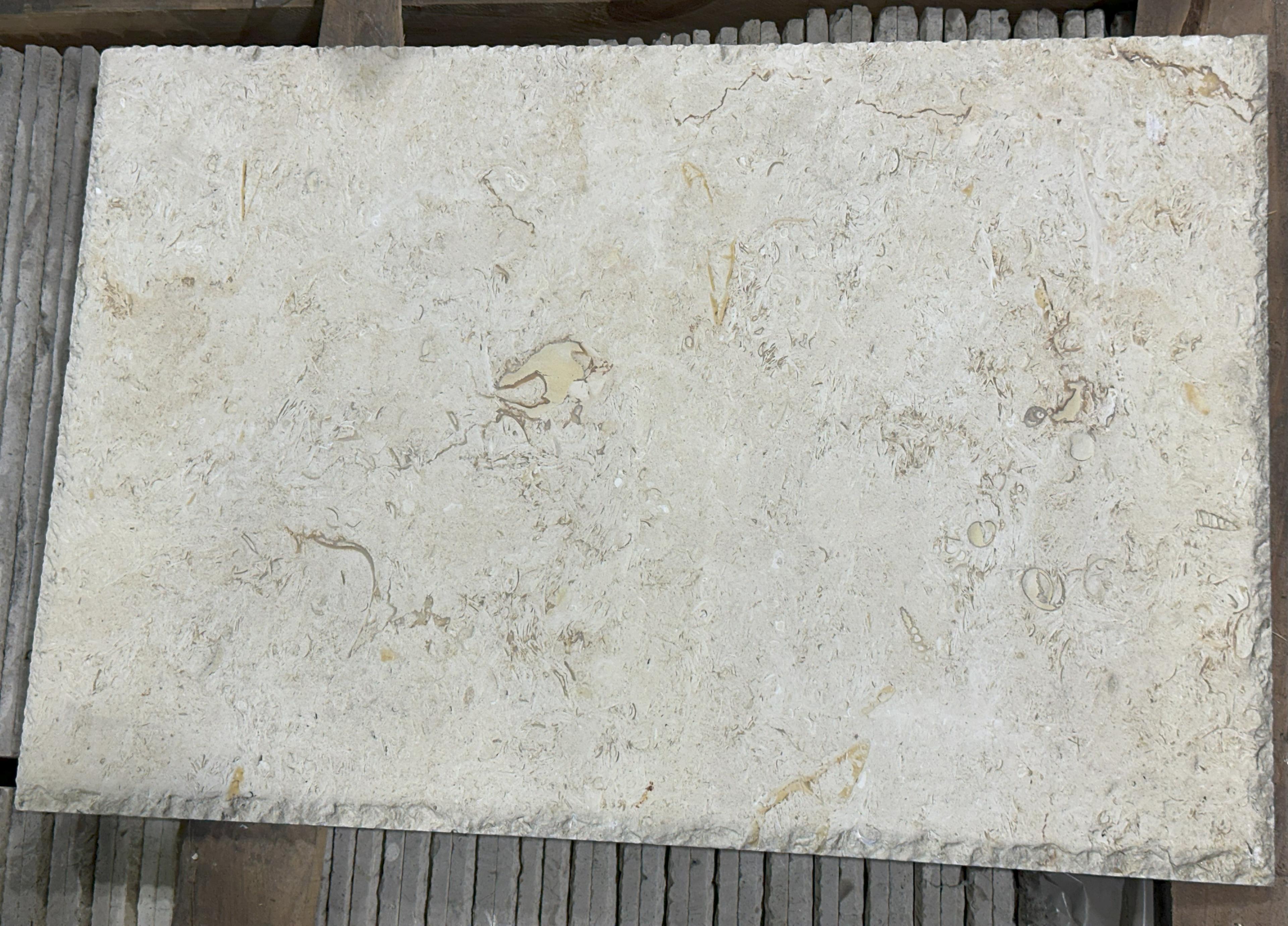 1 Crate 420sf 16"x24" Gold Creme brushed