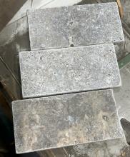 1 Crate 530sf 4"x8" Silver Travertine