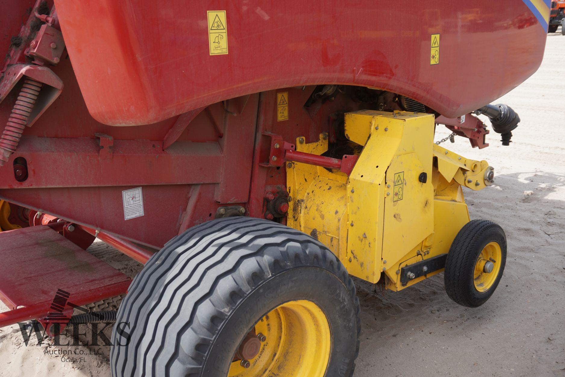 NEW HOLLAND 450 BALER