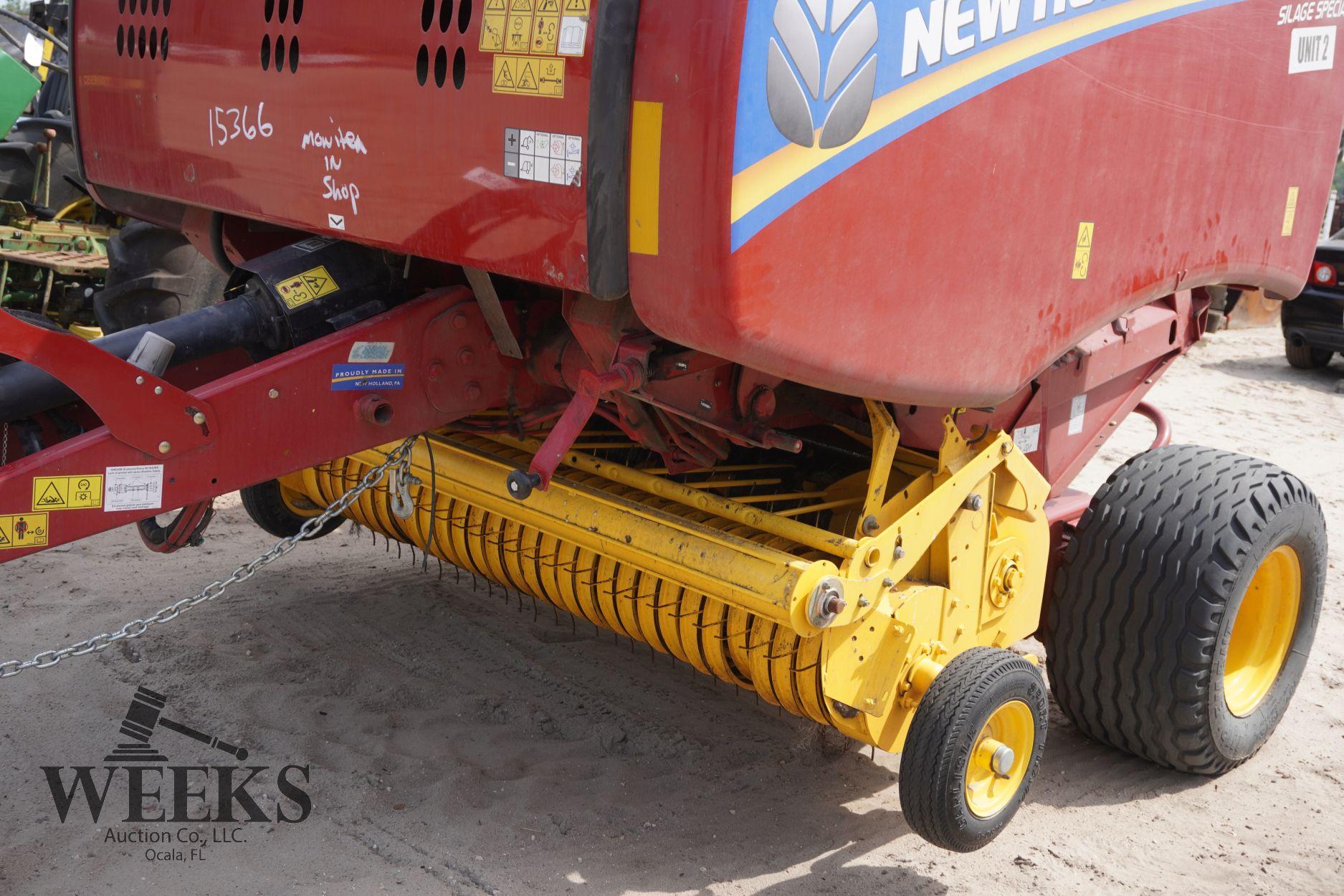 NEW HOLLAND 450 BALER