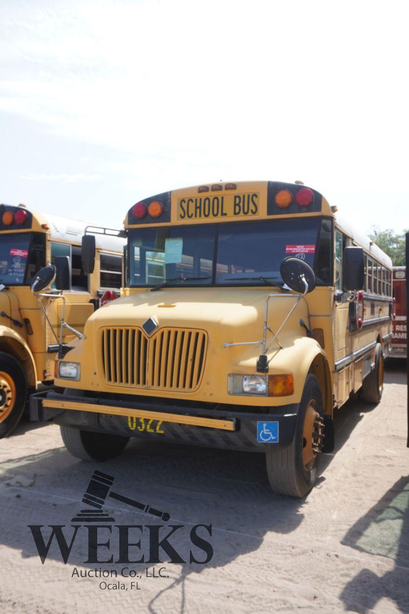 INTL SCHOOL BUS (R)