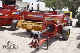 NEW HOLLAND BC5070 BALER