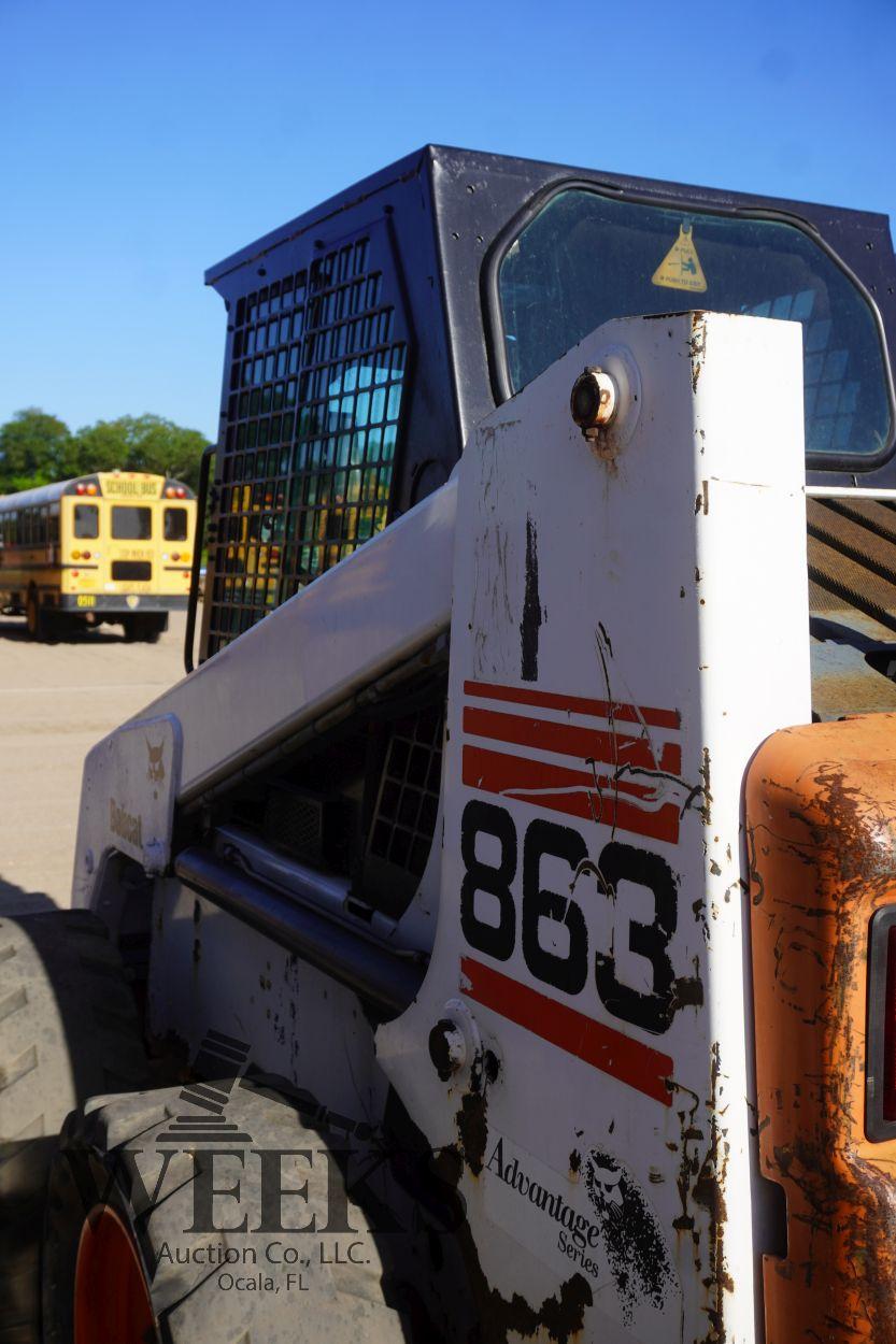 BOBCAT 863 SKID STEER