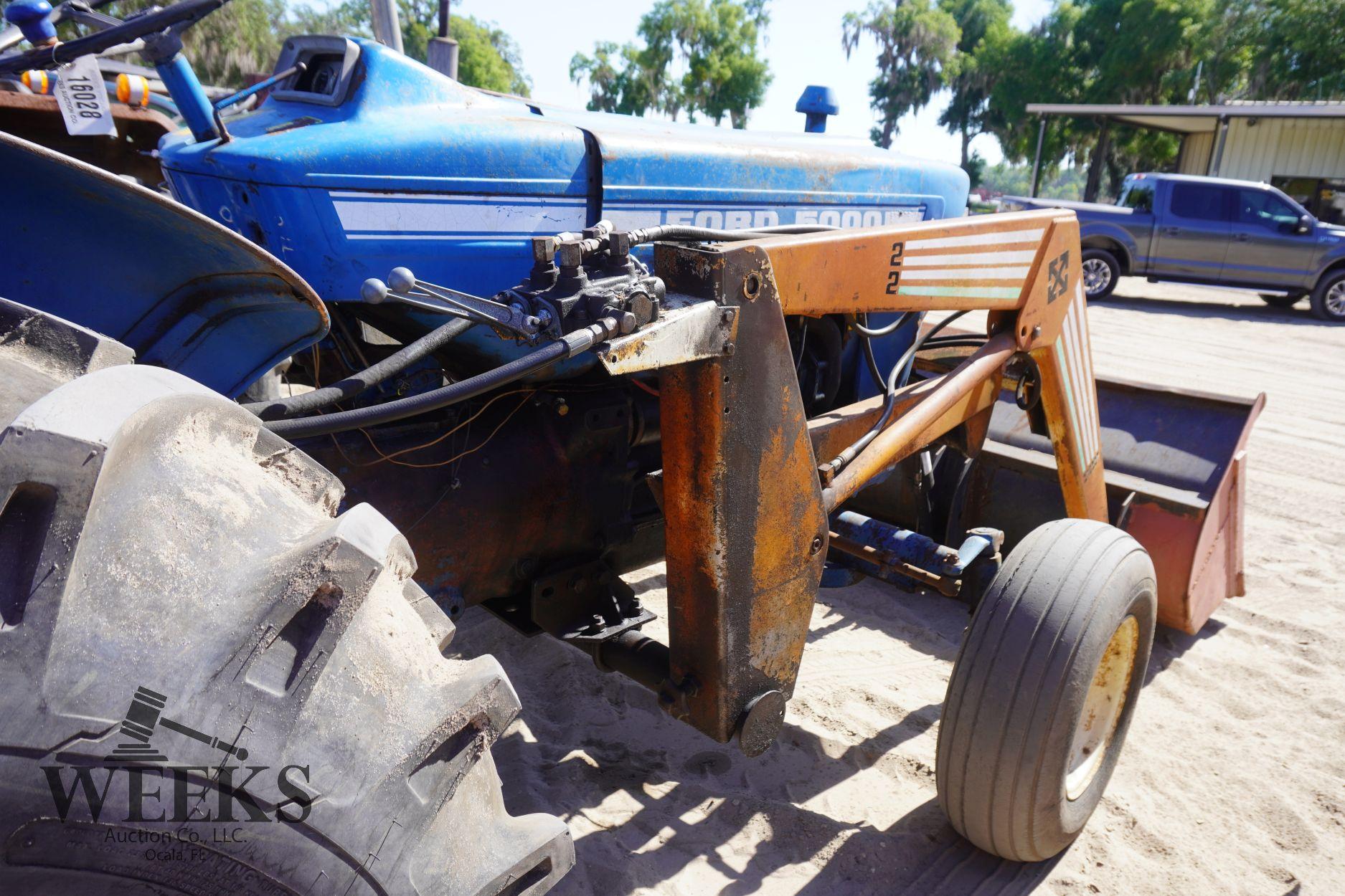 FORD 5000 2WD W/LOADER