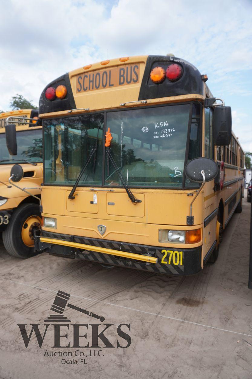 INTERNATIONAL SCHOOL BUS