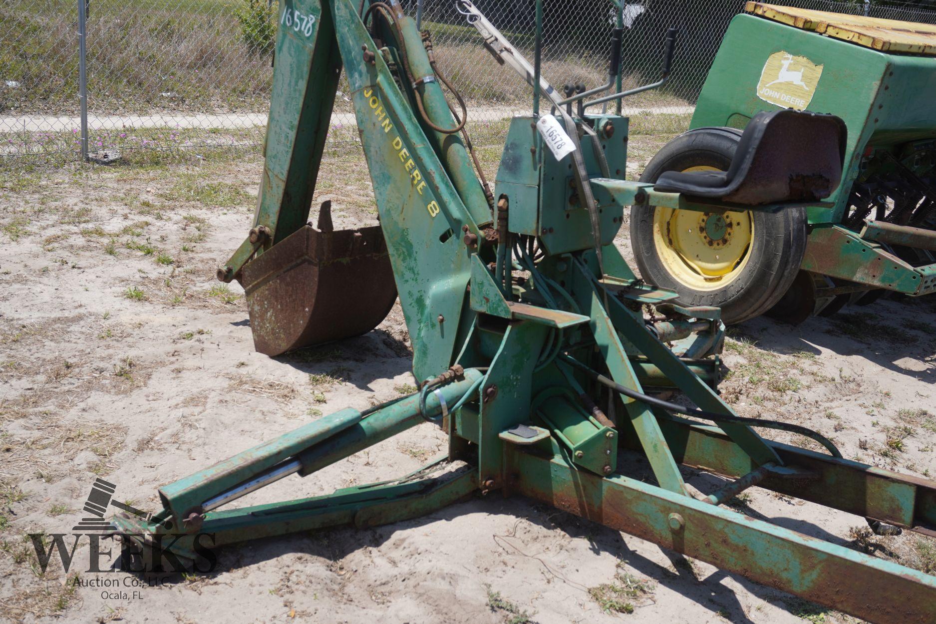 JOHN DEERE BACKHOE ATTACH