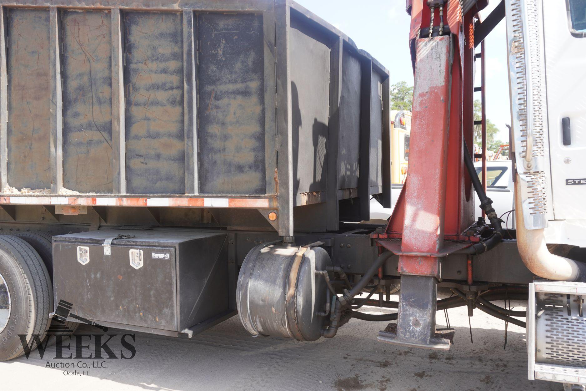 STERLING BOOM TRUCK (R)