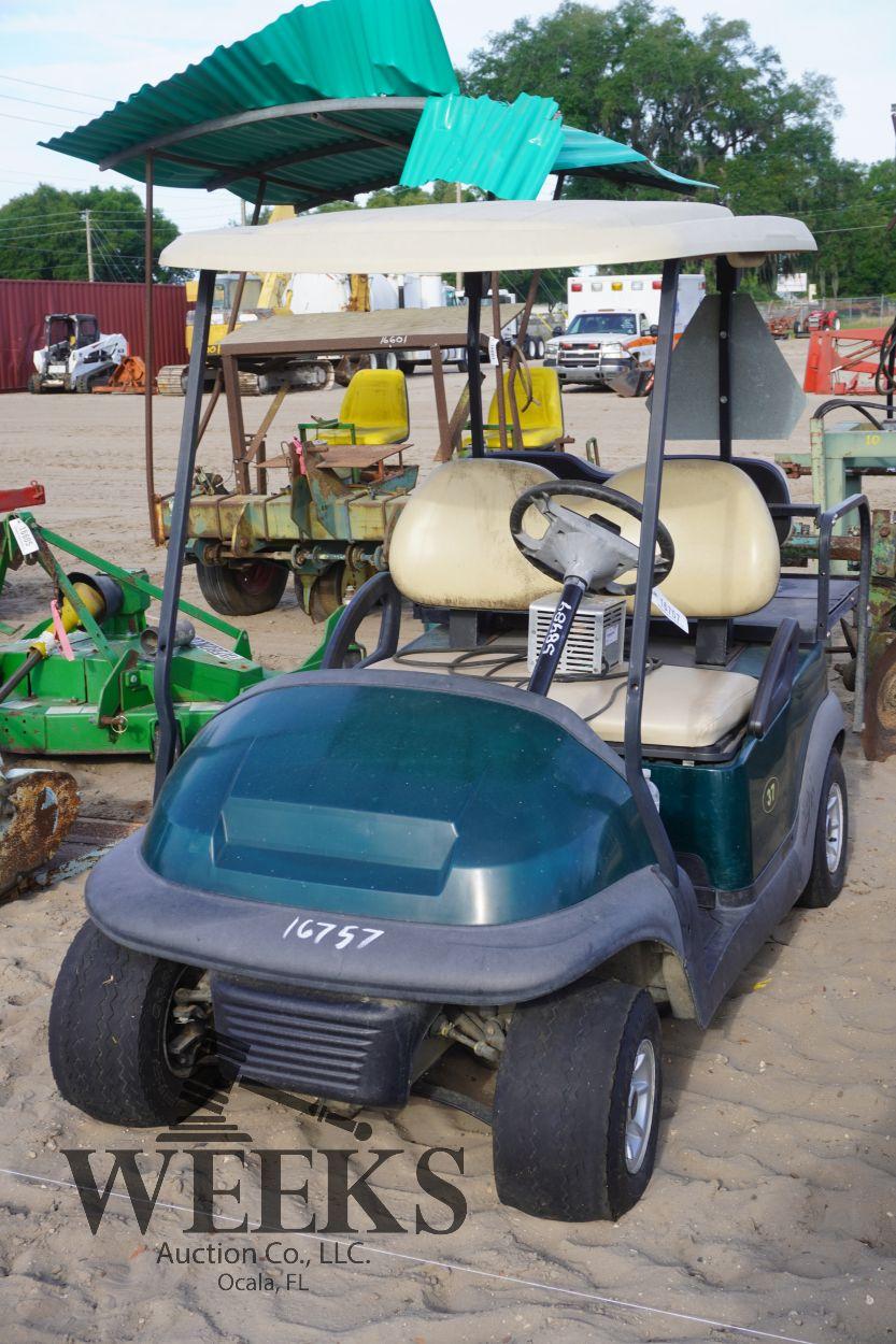 CLUB CAR GOLF CART