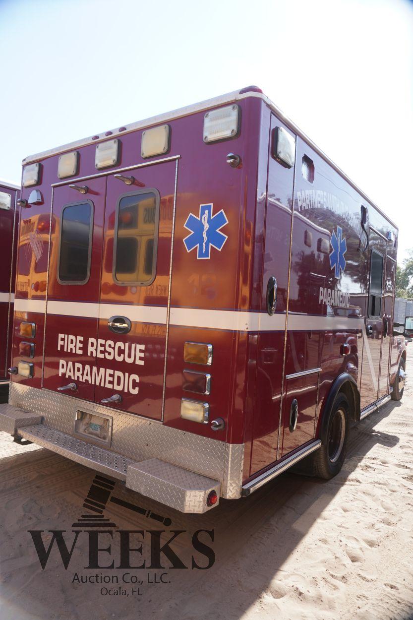 FORD F350 AMBULANCE