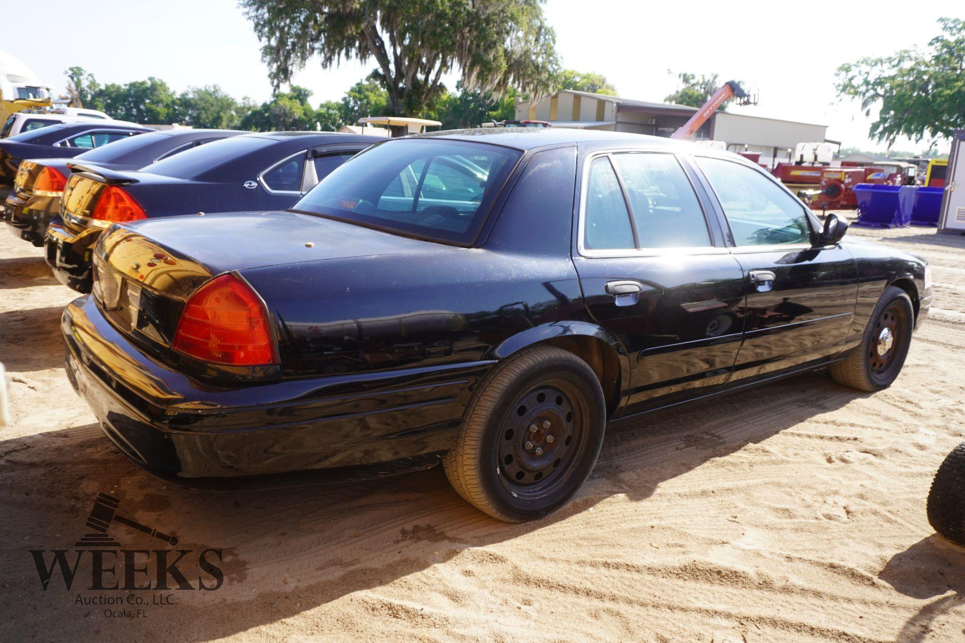 FORD CROWN VICTORIA (R)