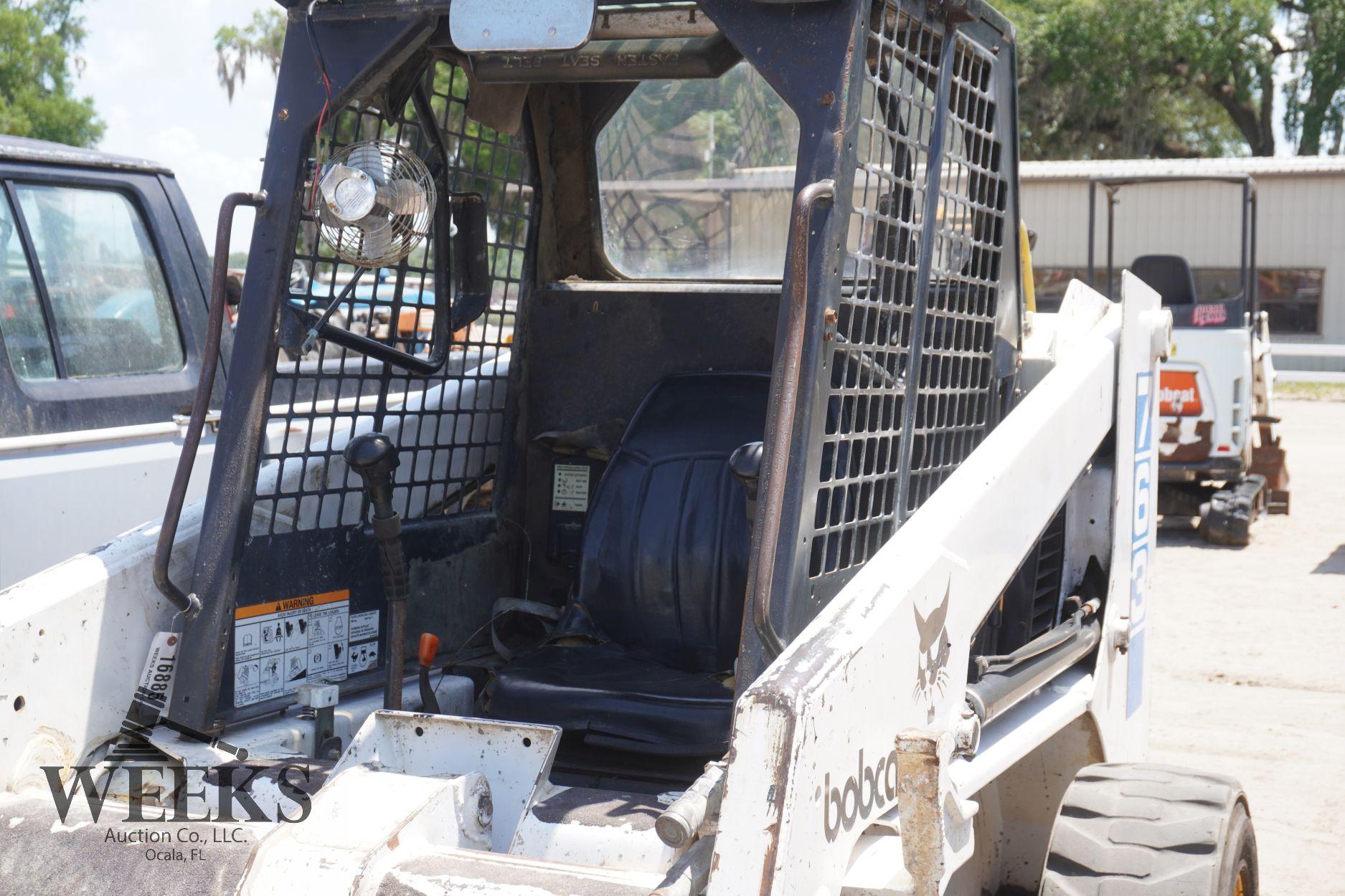 BOBCAT 763 SKID STEER