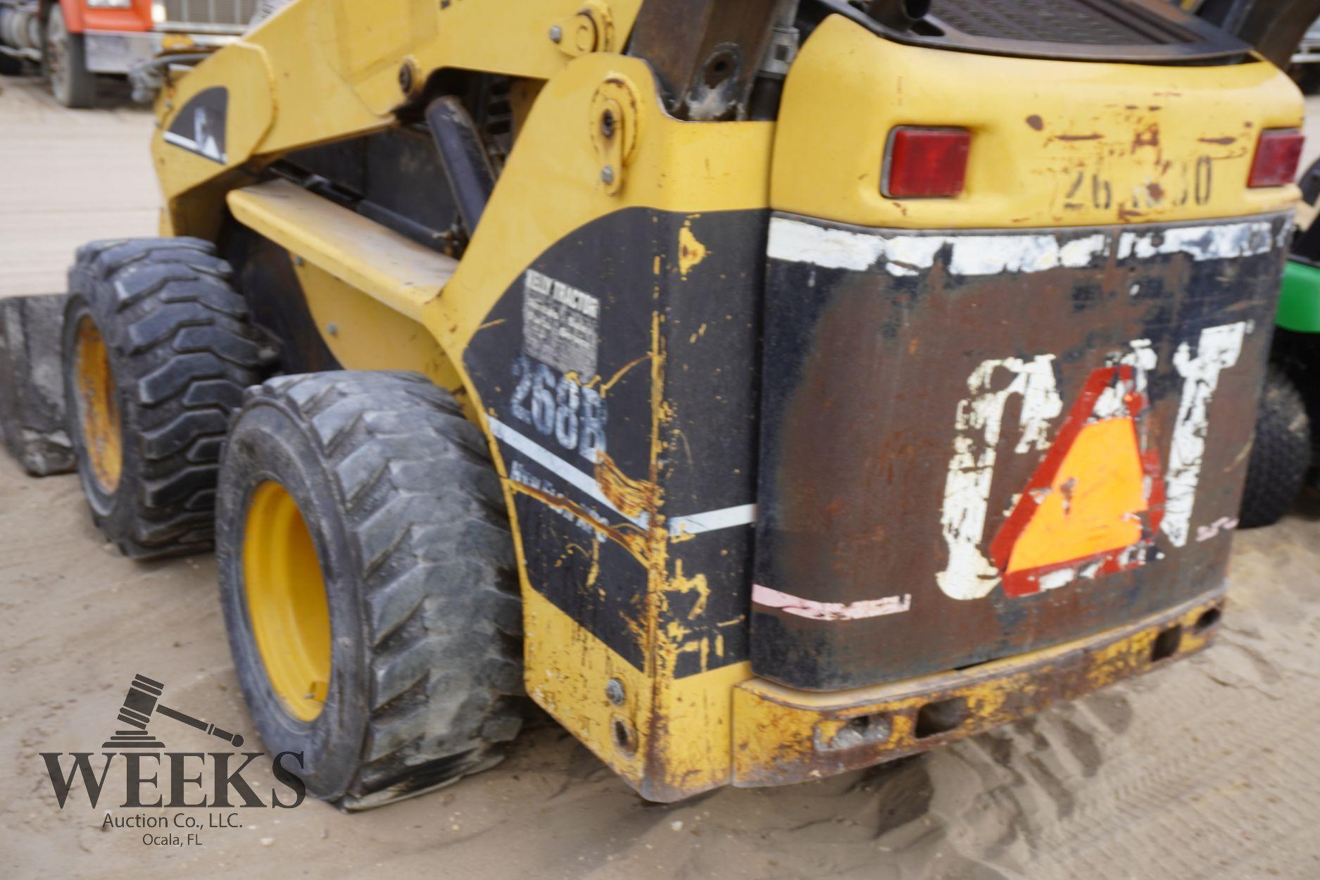 CAT 268B SKID STEER (R)