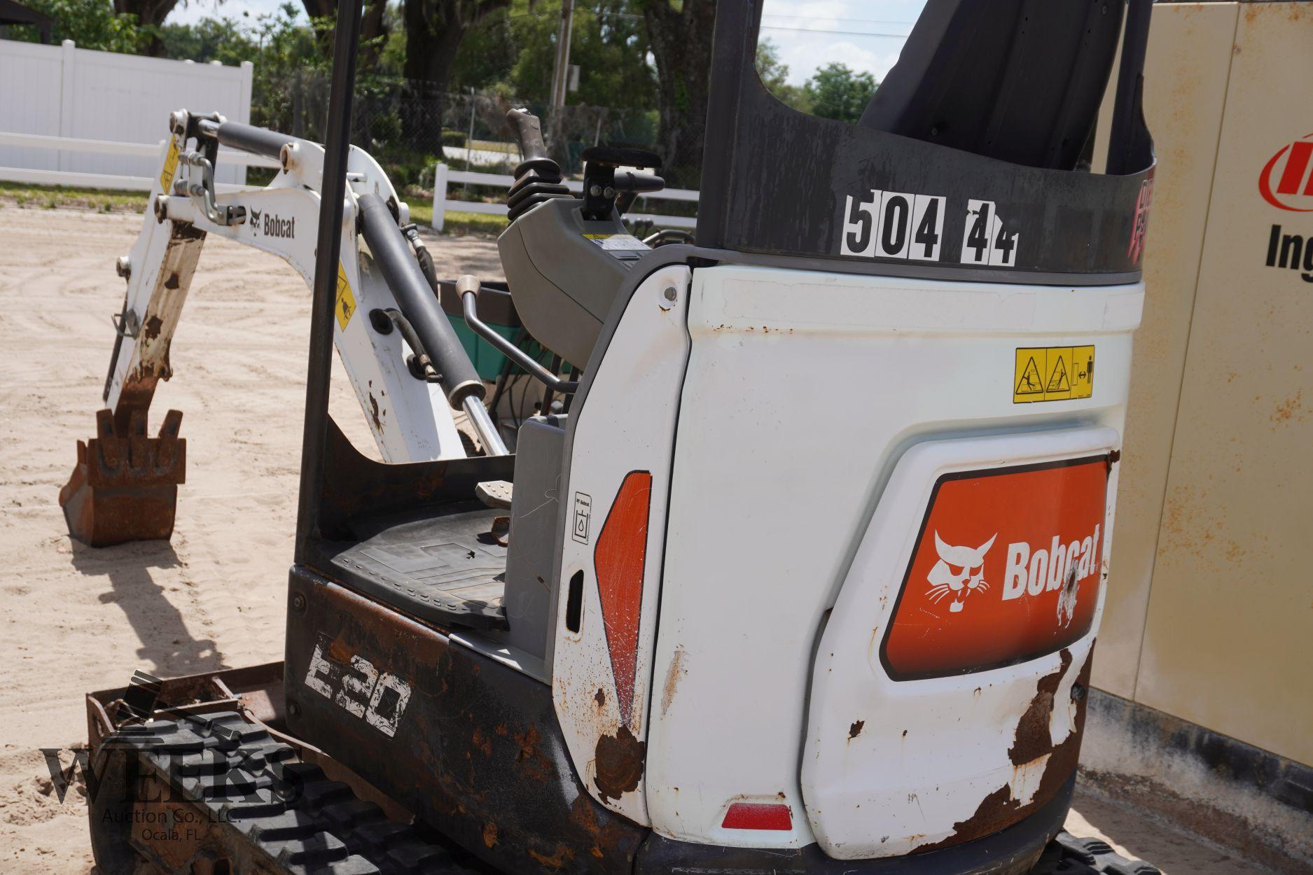 BOBCAT E20 MINI EXCAVATOR