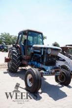 FORD TW20 TRACTOR W/DUALS