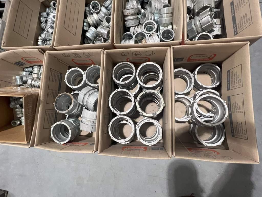 ASSORTED RIGID CONDUIT COMPRESSION COUPLINGS (3/4 INCH- 4 INCH)