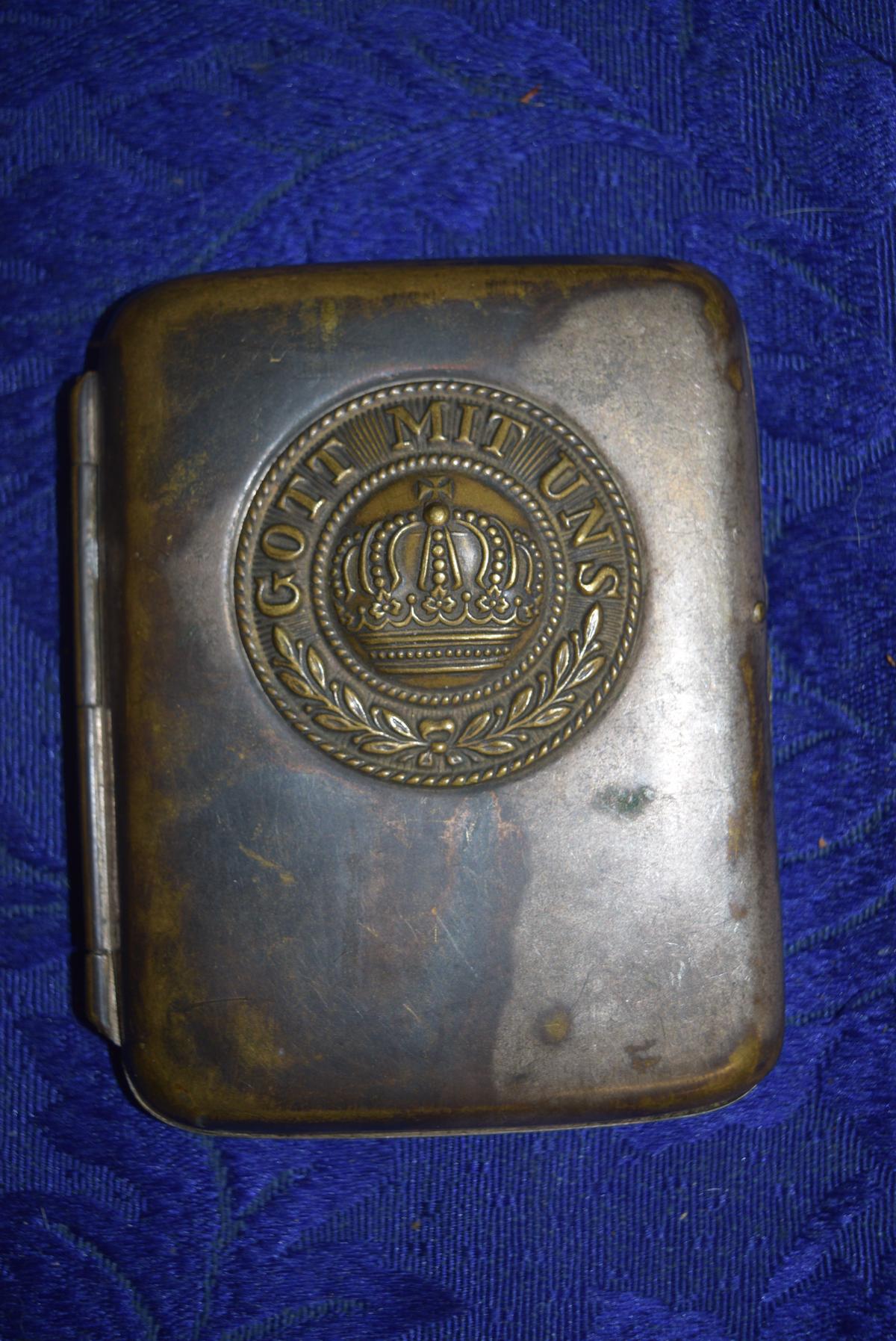 WWI GERMAN CIGARETTE CASE WITH IMPERIAL CREST!