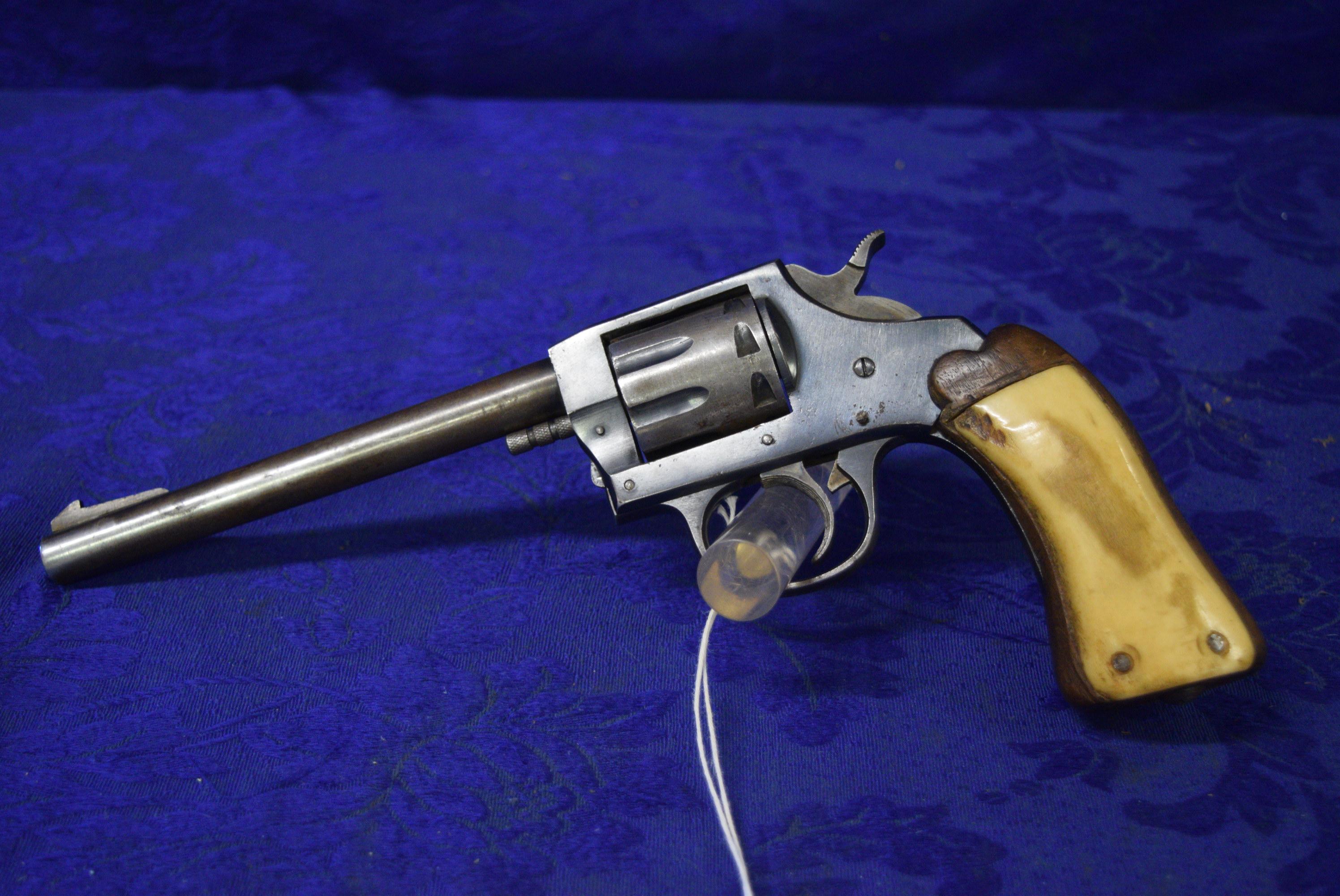 FIREARM/GUN IJA&C REVOLVER I.J. TARGET .22! H1271