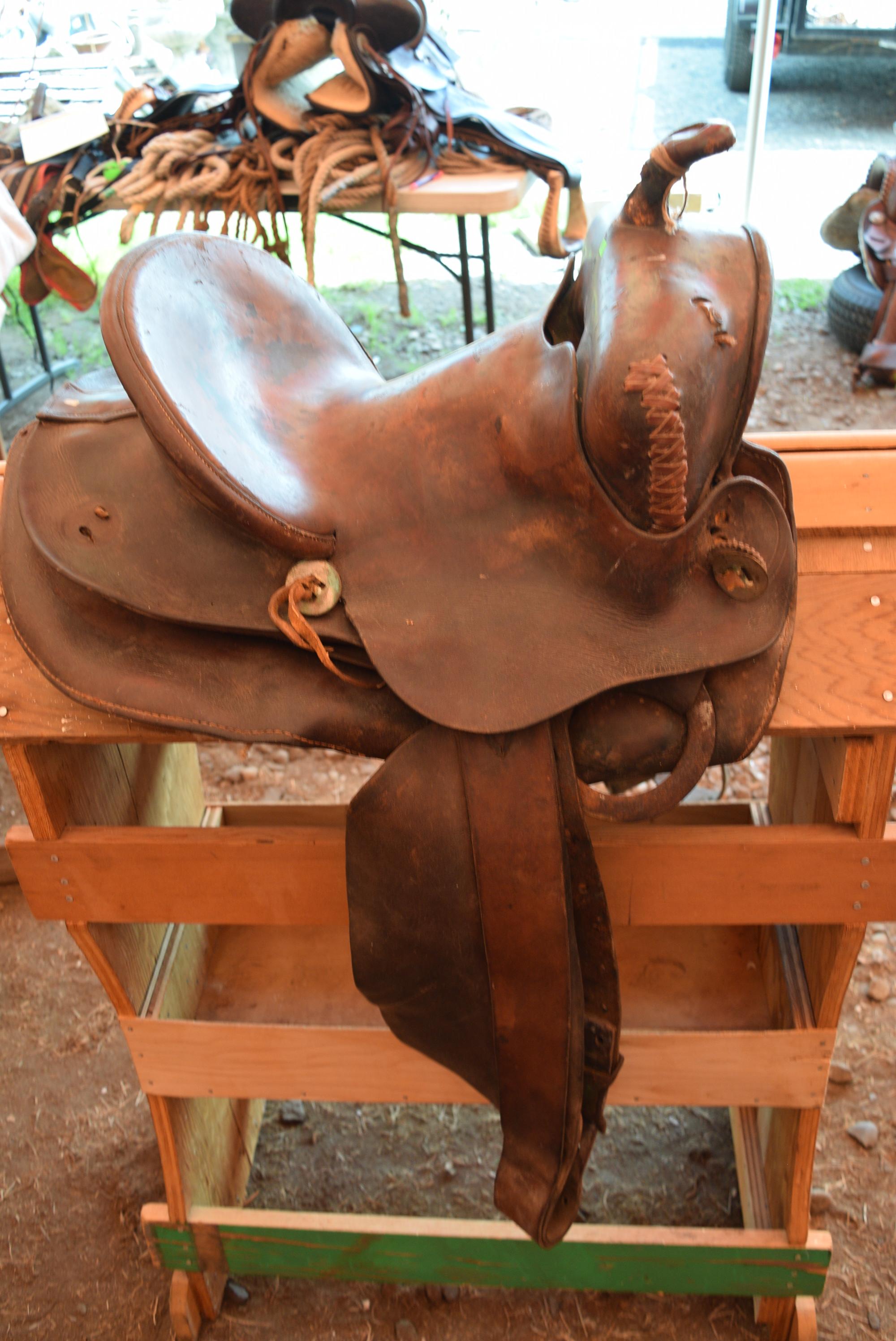 SHOWPIECE SADDLE!