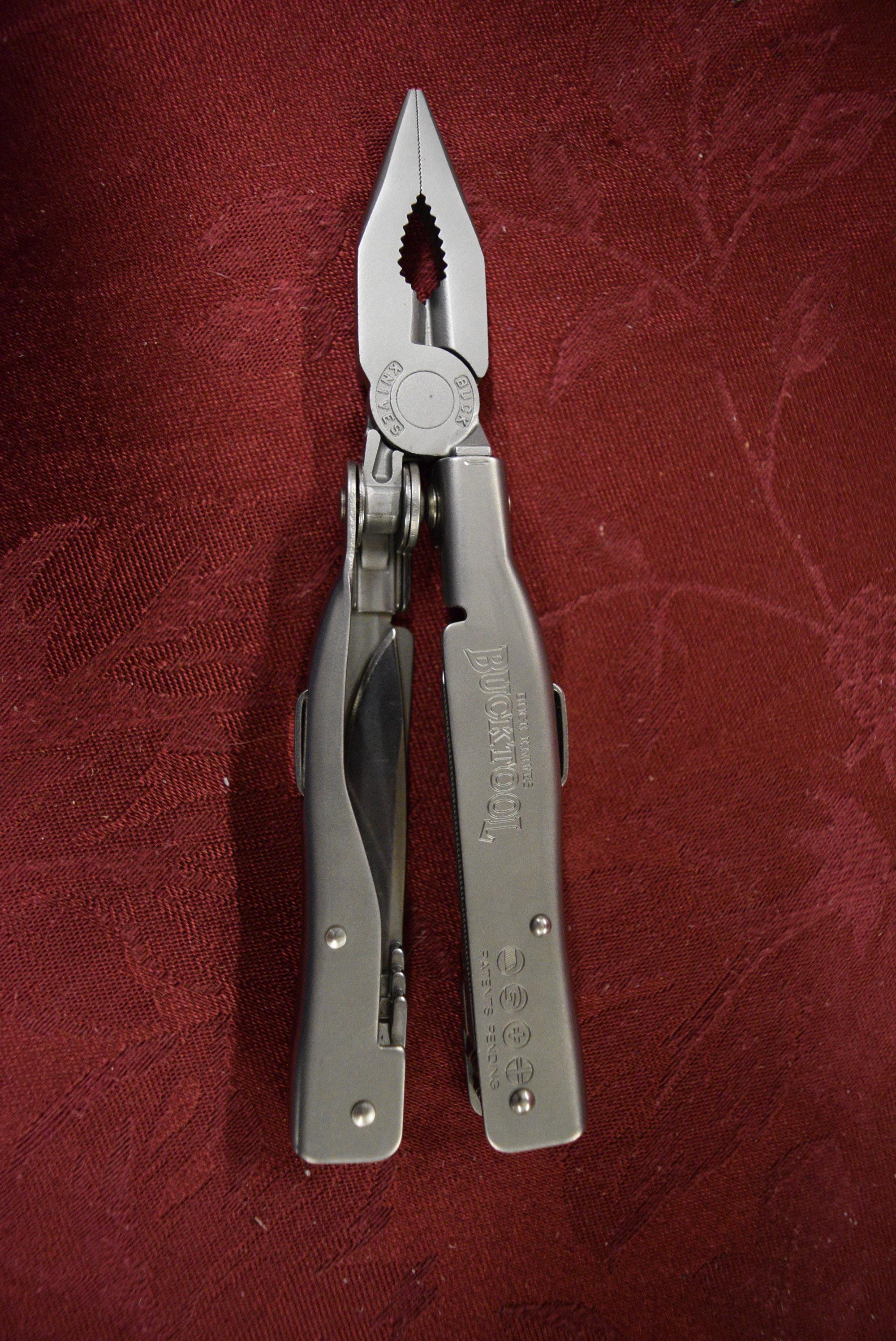 AMAZING BUCK KNIVES MULTI-TOOL AND KNIFE!