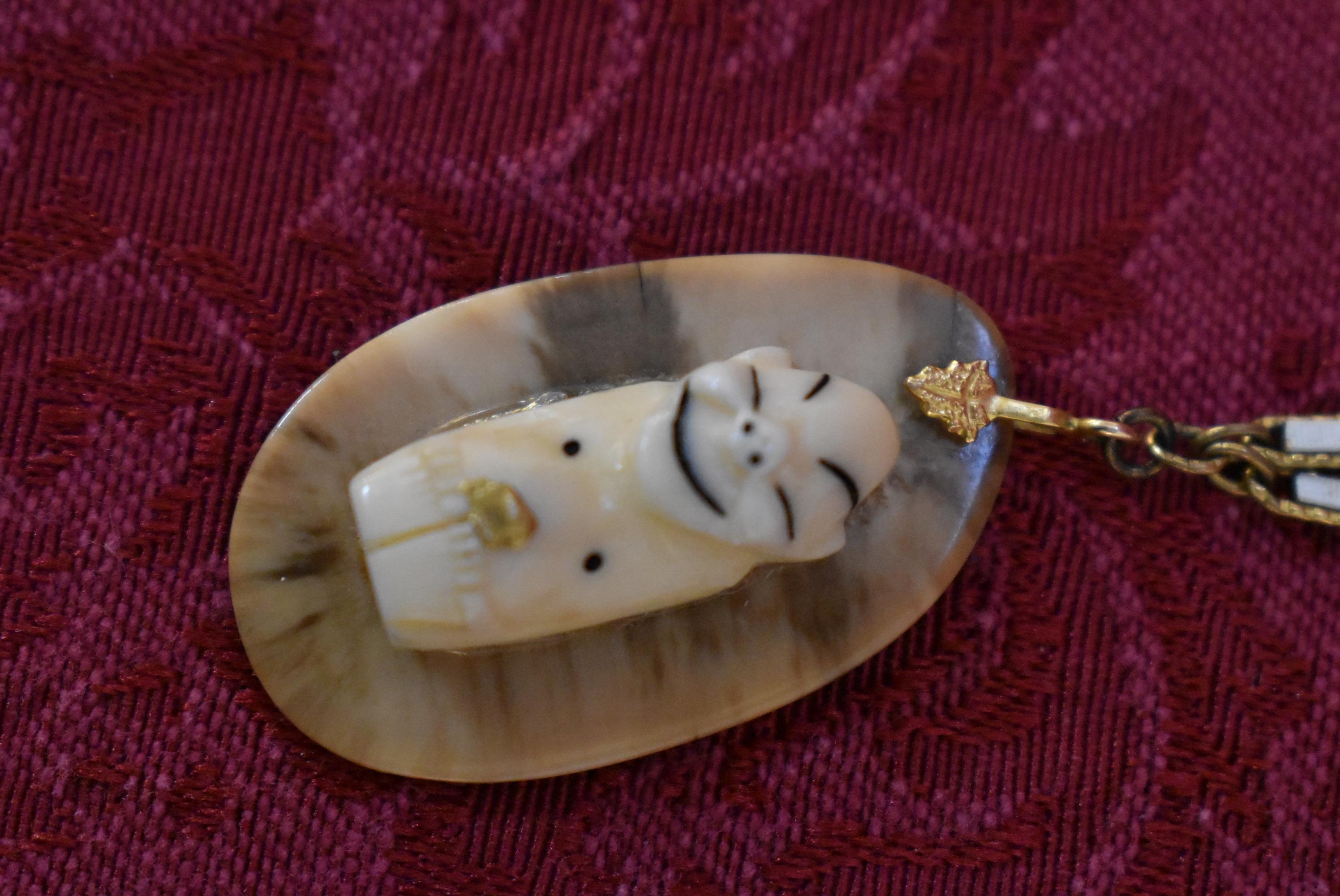 EARLY IVORY FIGURE NECKLACE!