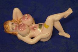 VOLUPTUOUS SALT AND PEPPER!