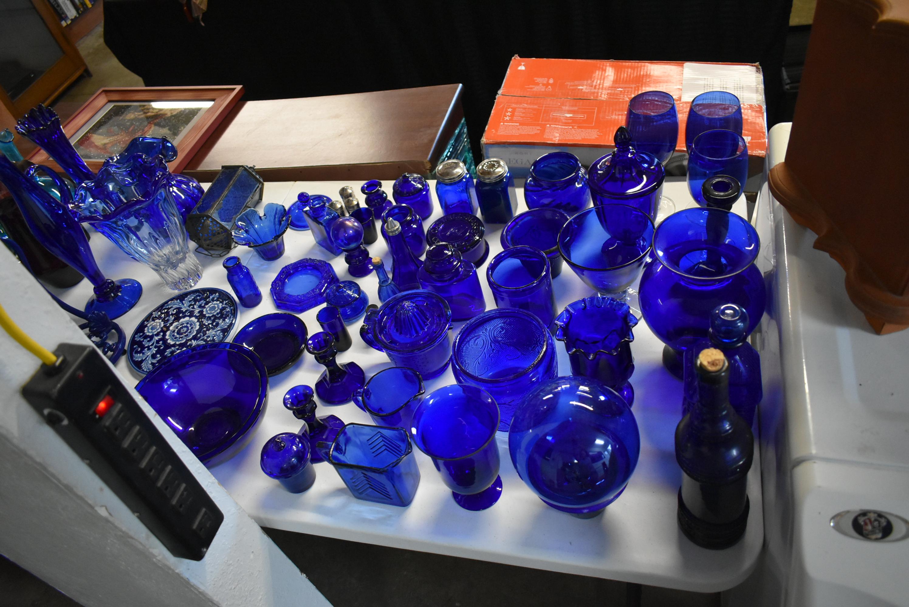 CHECK OUT THESE AWESOME EARLY BIRD AUCTION ITEMS!
