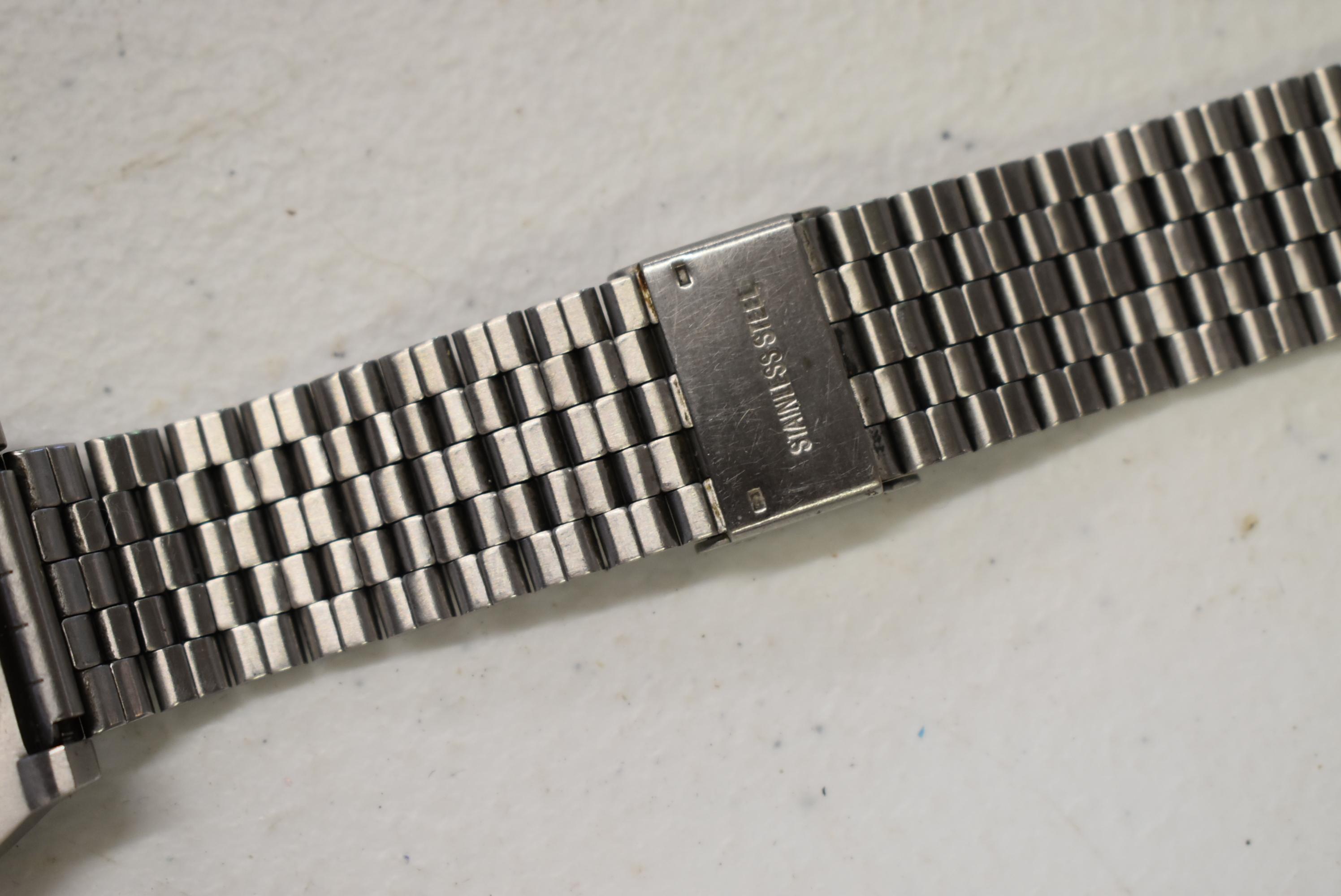 BEEP BOOP NIXON ANALOG WATCH!