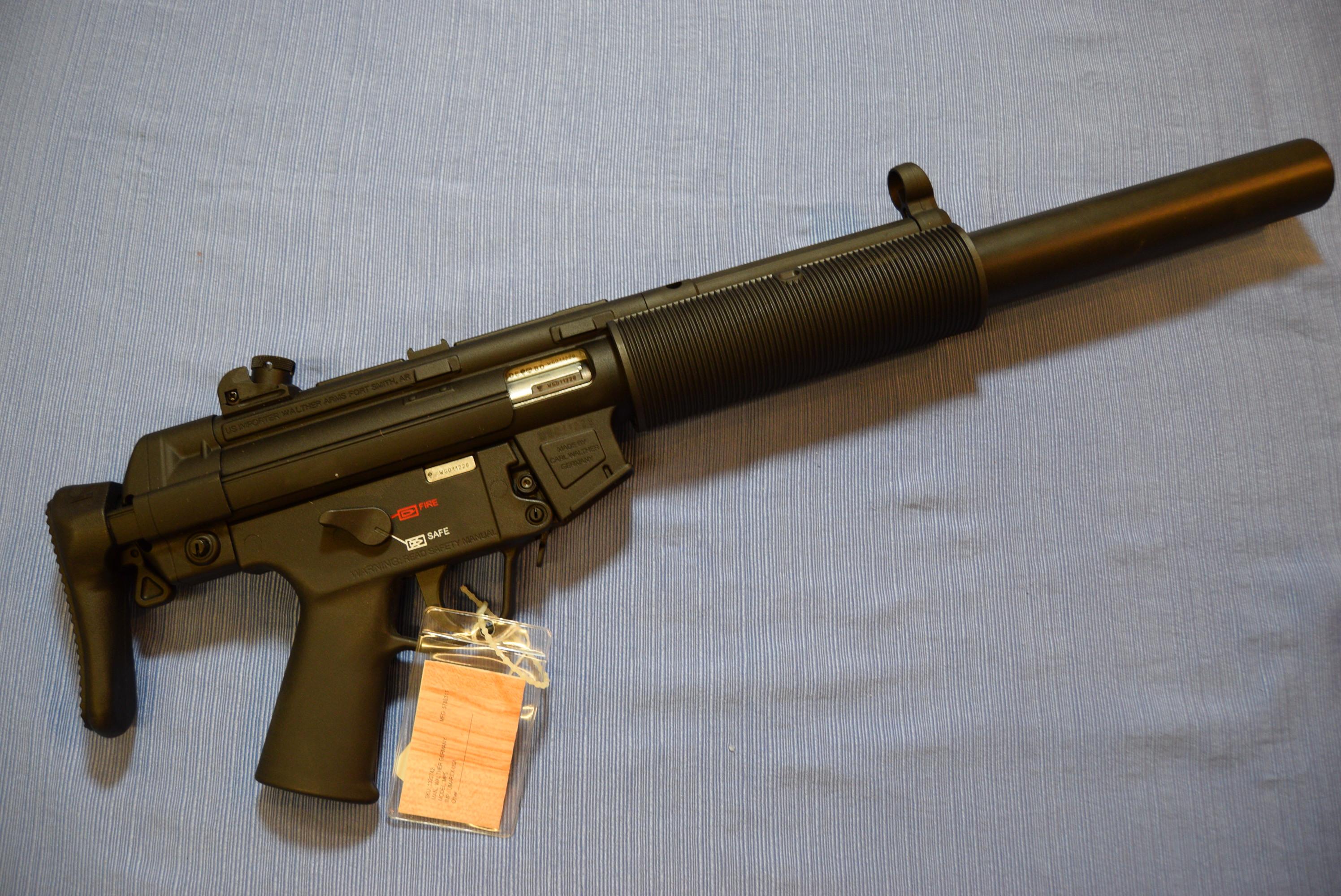 FIREARM/GUN H&K MP5!! SAR 64